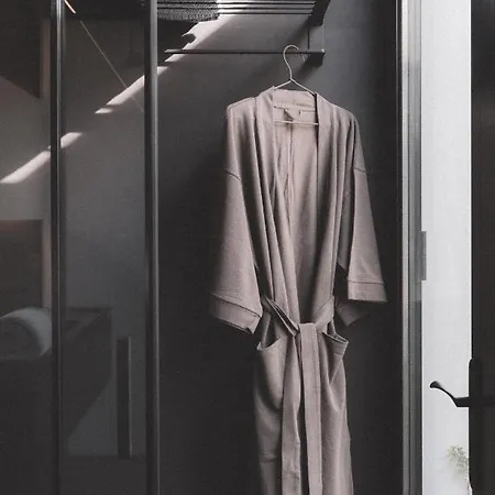 Pepe Vieira Hotell *