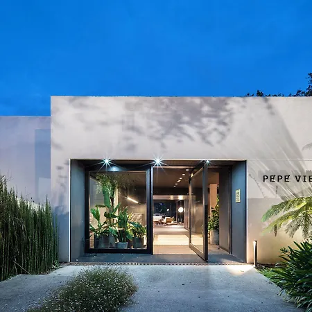 Pepe Vieira Hotel Raxo